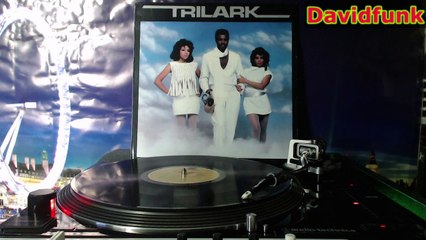 TRILARK - love never looked better (1982)