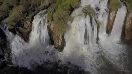 Muradiye Şelalesi'nde Kovid-19 sessizliği