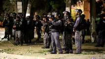 أكثر من 220 جريحا في الصدامات بين الشرطة الإسرائيلية وفلسطينيين في القدس الشرقية ليلا