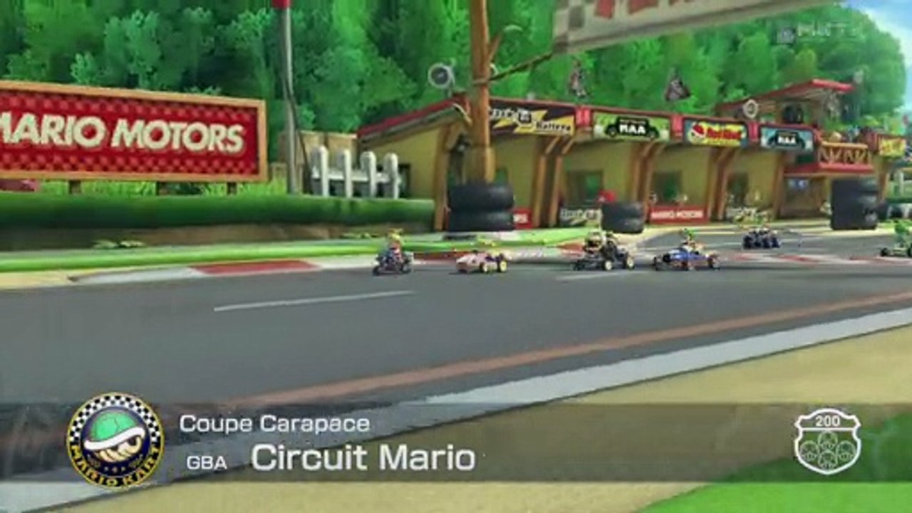 Mario Kart 8: Baby Peach sur Circuit Mario GBA en 200 CC, course entière