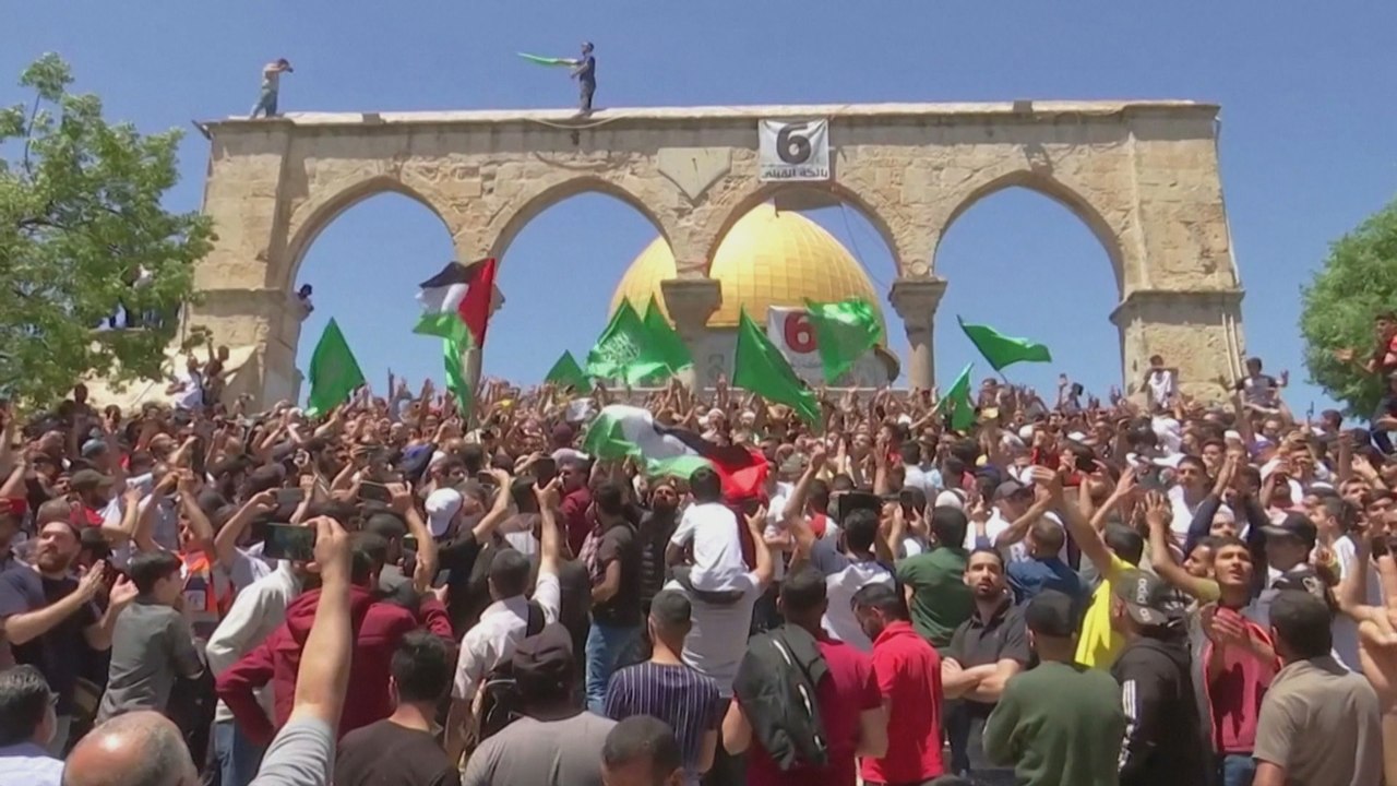 World reacts as Jerusalem tensions escalate