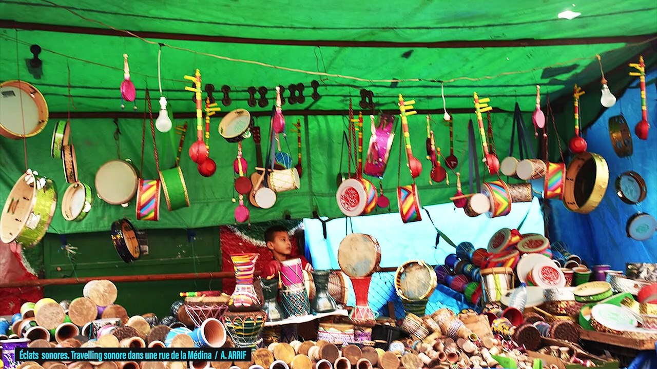 Éclats sonores. Travelling sonore dans une rue de la Médina
