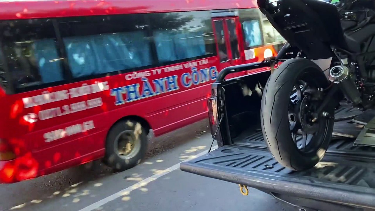 CSGT Tỉnh Bình Dương giữ phương tiện ko tham gia lưu thông (8/5/2021)