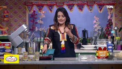 كل يوم أكلة | طريقة عمل كنافة بالتشيز وصوص الفراولة مع الشيف فيفيان فريد