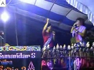 WAYANG GOLEK Putra Giri Harja 3 & LAWAK Ohang Jenong - 5