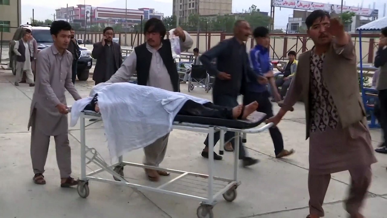 Schwere Explosion nahe einer Schule: Dutzende Tote in Kabul