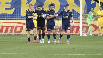 Kanarya'dan zirve yolunda dev adım! Fenerbahçe, deplasmanda Ankaragücü'nü 2-1 mağlup etti