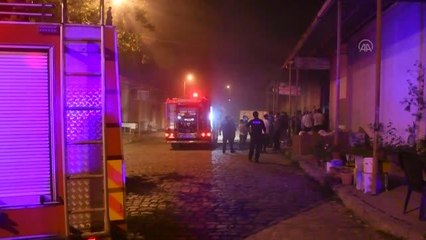 Son dakika... Manisa'da bir fabrikanın büro bölümünde çıkan yangın hasara neden oldu