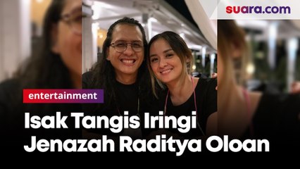 Haru, Isak Tangis Jemaat dan Kerabat Iringi Jenazah Raditya Oloan