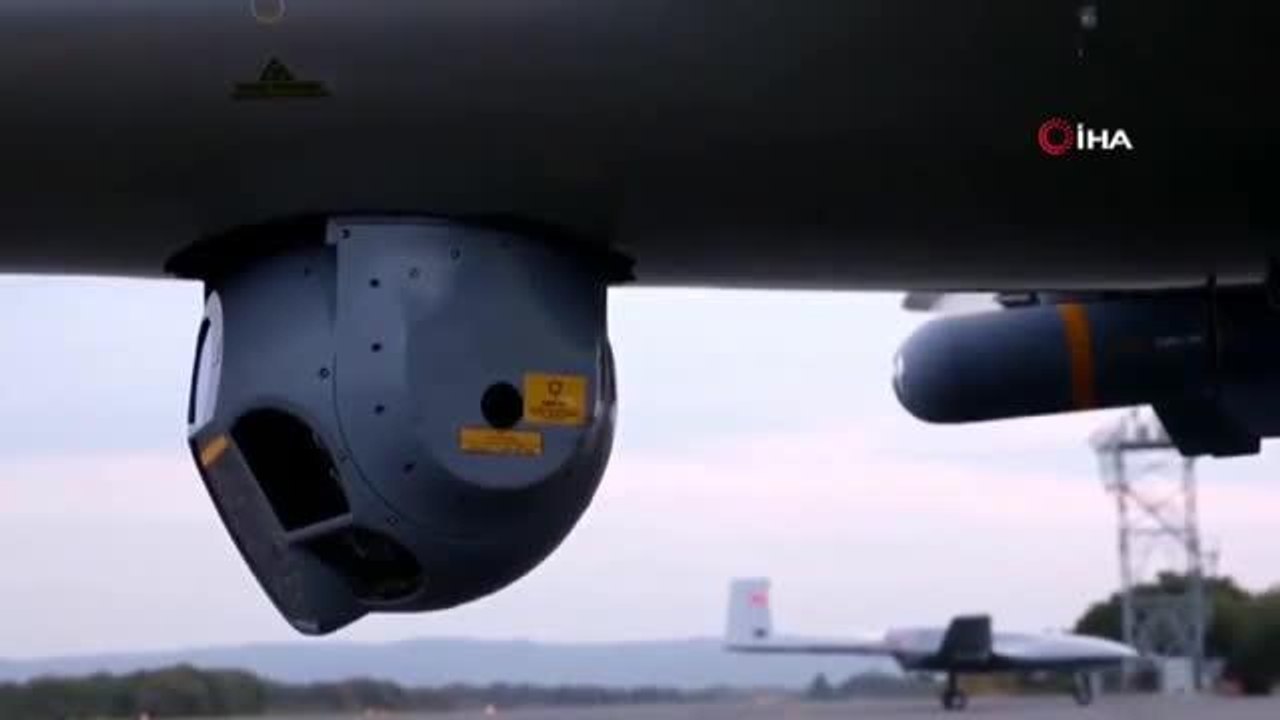 Son dakika haberi: Jandarma ve Emniyet Genel Müdürlüğü'ne yeni Bayraktar TB2 SİHA teslimatları yapıldı