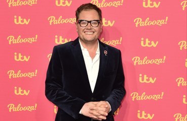 Alan Carr reveals that Adele recommended strange hotel in LA rather than in her mansion