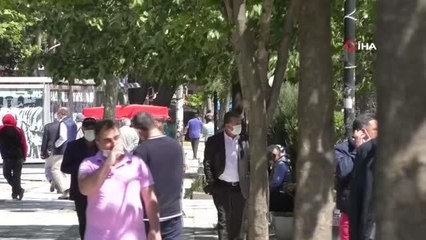 - Avcılar'da dikkat çeken yoğunluk... Caddelere ve parklara akın ettiler
