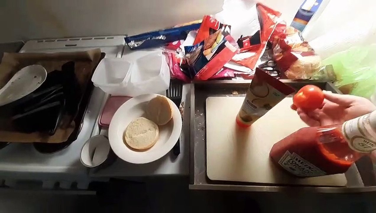Helpot mikrohampurilaiset (hutiloitu minijakso) - Gilotokokki REBOOT