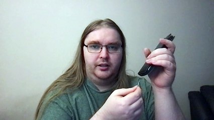 USB-C -porttien puhdistus (jos laitteesi ei lataudu, kokeile tätä ennen huoltoon vientiä)