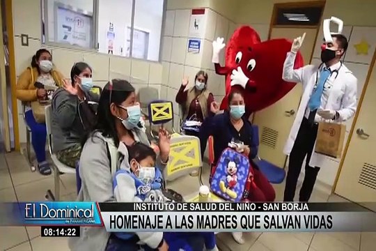 Día de la Madre: realizan homenaje a mamás de pacientes del INSN San Borja