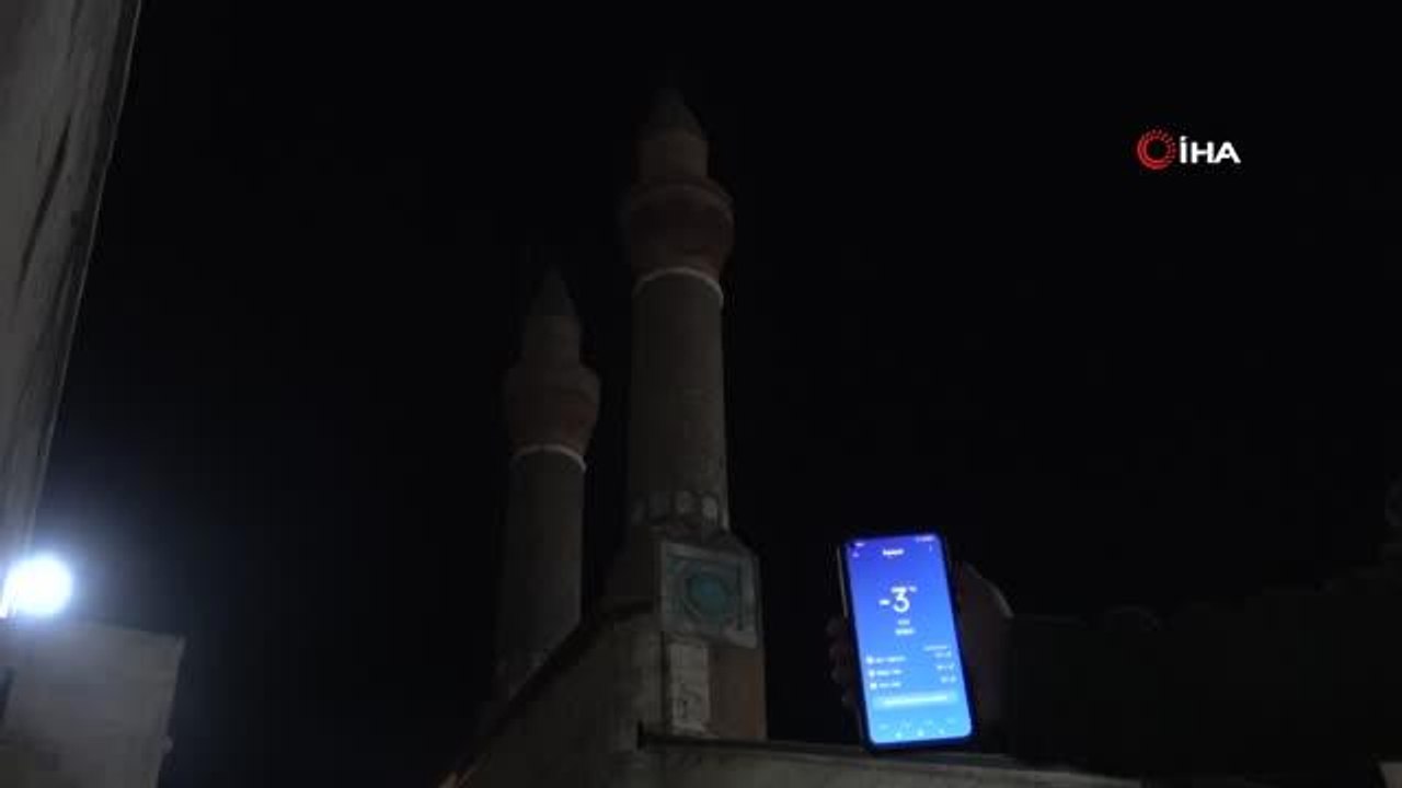 Sivas Mayıs ayında dondu, termometreler eksi 3 dereceyi gösterdi