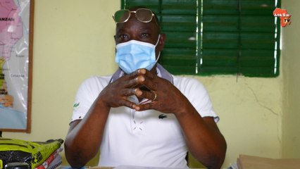 Koffi Kan, directeur de l'école primaire de Pliké-Somolo présente les difficultés