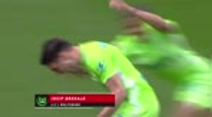 32e j. - Brekalo, héros de Wolfsburg