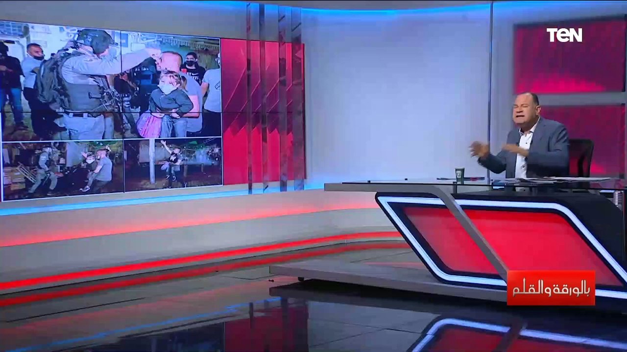 هل يقبل قادة العالم أن يفعل هكذا ببناتهم؟ تعليق ناري للديهي على صور إعتداء قوات الاحتلال على المصلين