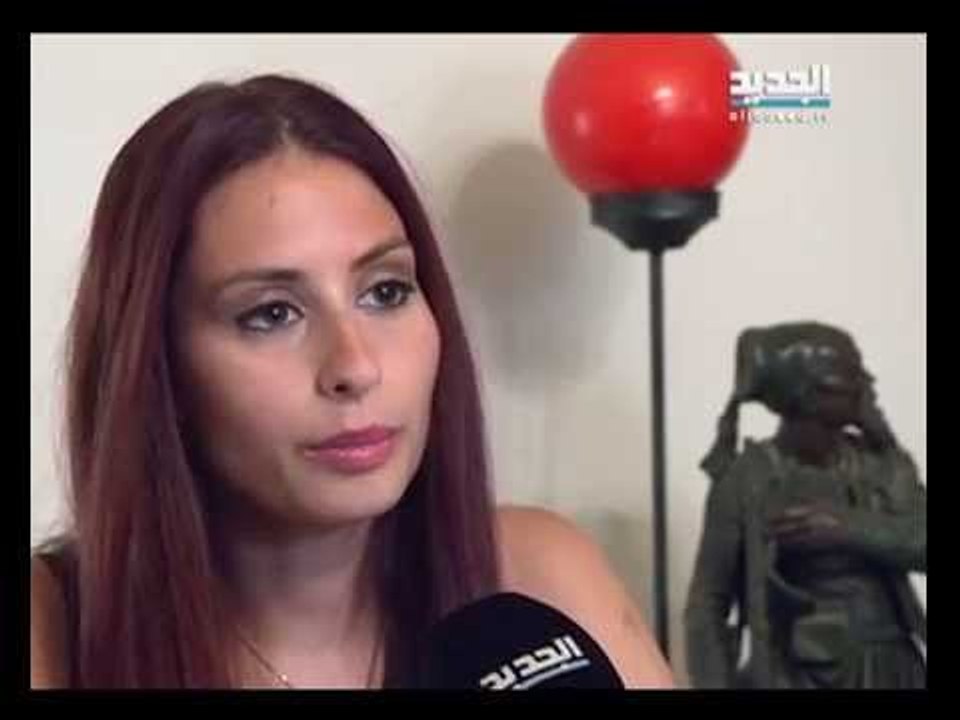 هبة طوجي تصرخ ضد الدم بأغنية "الربيع العربي" ...