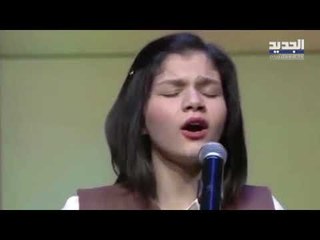 أم كلثوم تفاجئ الجمهور وتطل على مسرح أوبرا دبي .. ماذا تعرفون عن تقنية الهولوغرام؟