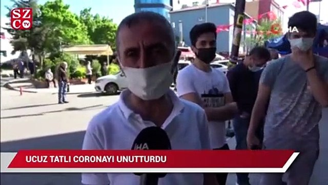 Ucuz tatlıyı görenler coronayı unutup kuyruğa girdi
