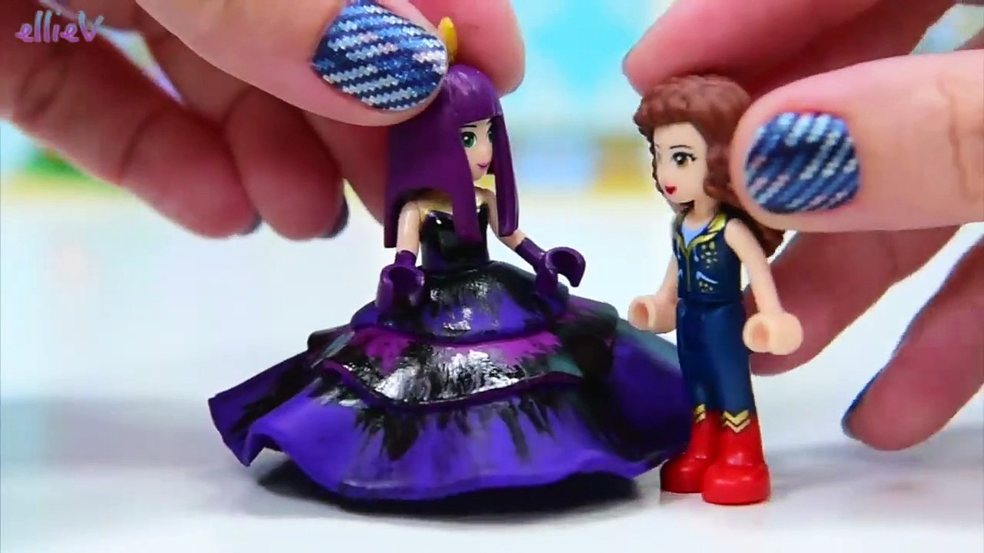 Newest Descendants Mal and Evie Dolls Toy Review. DisneyToysFan. - video  Dailymotion