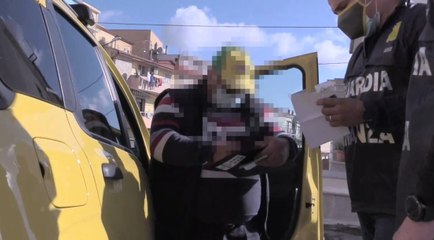 Download Video: Crotone -  Guidava l'auto e prendeva pensione di 