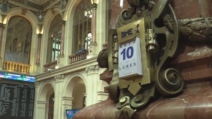 El Ibex 35 abre al alza y consolida el nivel de los 9.000 puntos