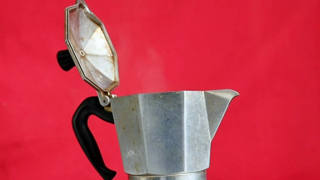 4 Videos of Coffee Maker - CREATIVE COMMON VIDEO 153