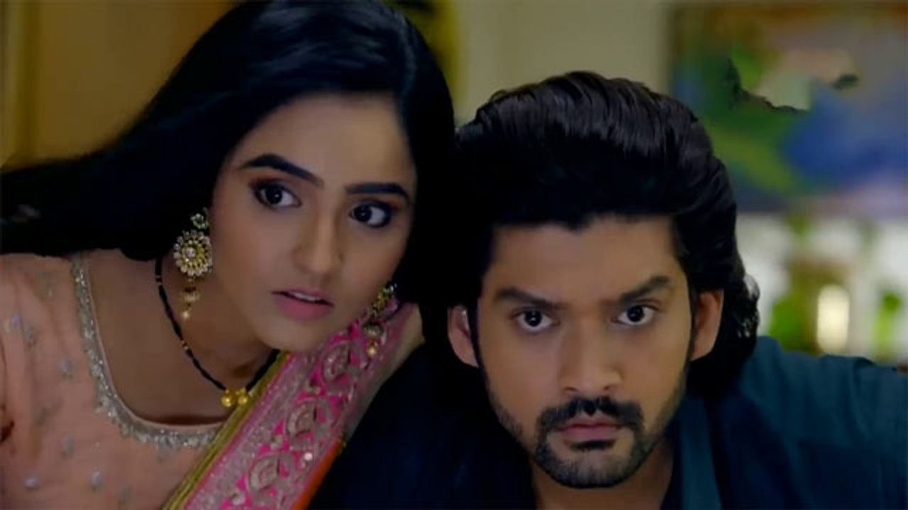 Bawara Dil Episode Promo: Siddhi gets scared, Shiva tries to get selfie with her | FilmiBeat