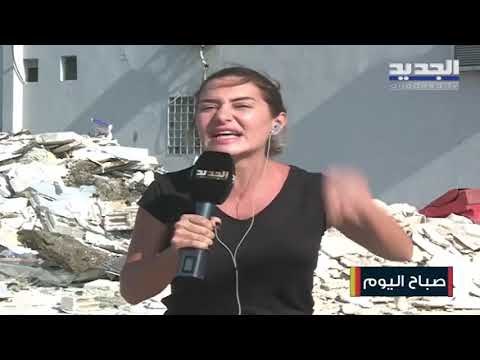 الاعلامية اللبنانية كارين سلامة تنهار على الهواء وتصرخ : مكانس الشباب أشرف منكن ومن يلي بشد عمشدكن