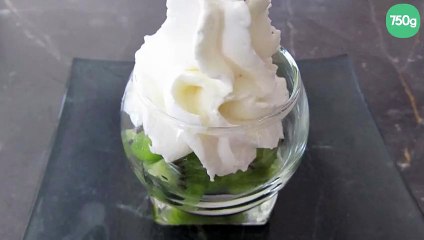 Kiwi et mousse au yaourt Grec