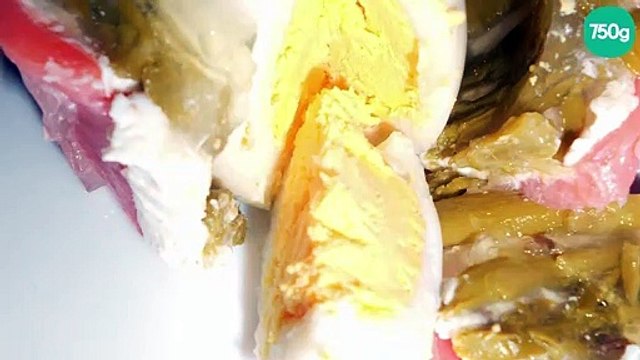 Œufs en gelée au saumon et aux asperges