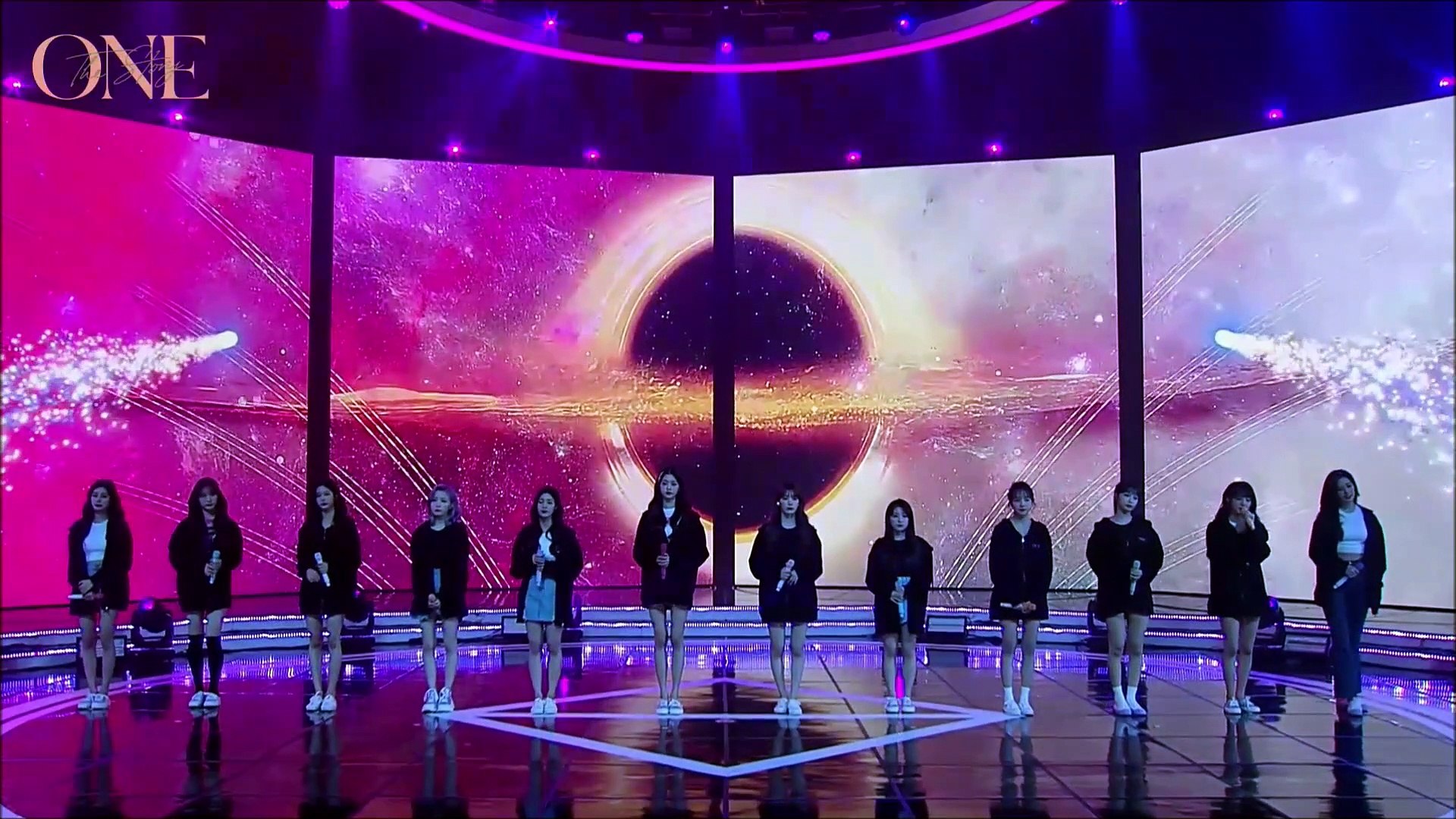 Parallel Universe - IZ*ONE Online Concert ~ONE, THE STORY