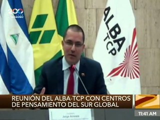 Canciller Arreaza: Hacen falta seres humanos críticos, capaces de transformar la teoría en práctica