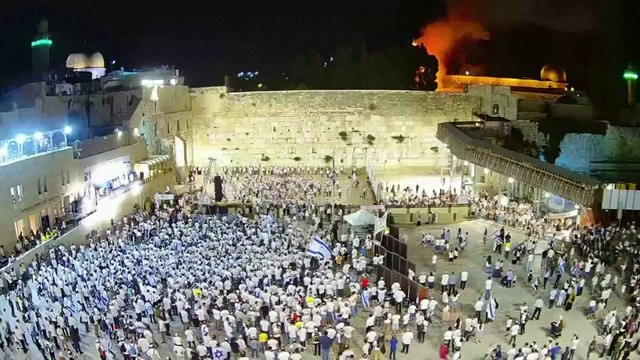 À Jérusalem, un vaste indendie se déclare dans l'enceinte de l'Esplanade des Mosquées