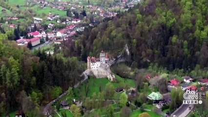 Vampir dişi yerine aşı izi