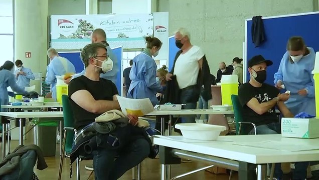 Норвегия: группа экспертов призвала власти отказаться от вакцин AstraZeneca и Janssen