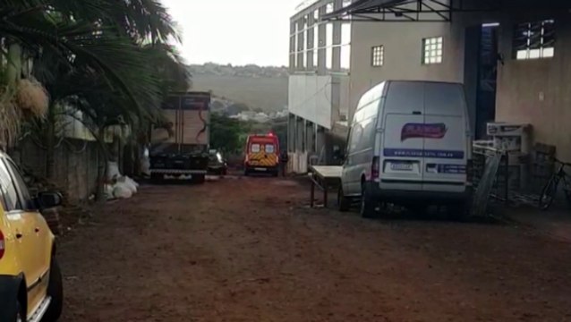 Homem sofre queda de andaime em obra no Bairro Morumbi, em Cascavel