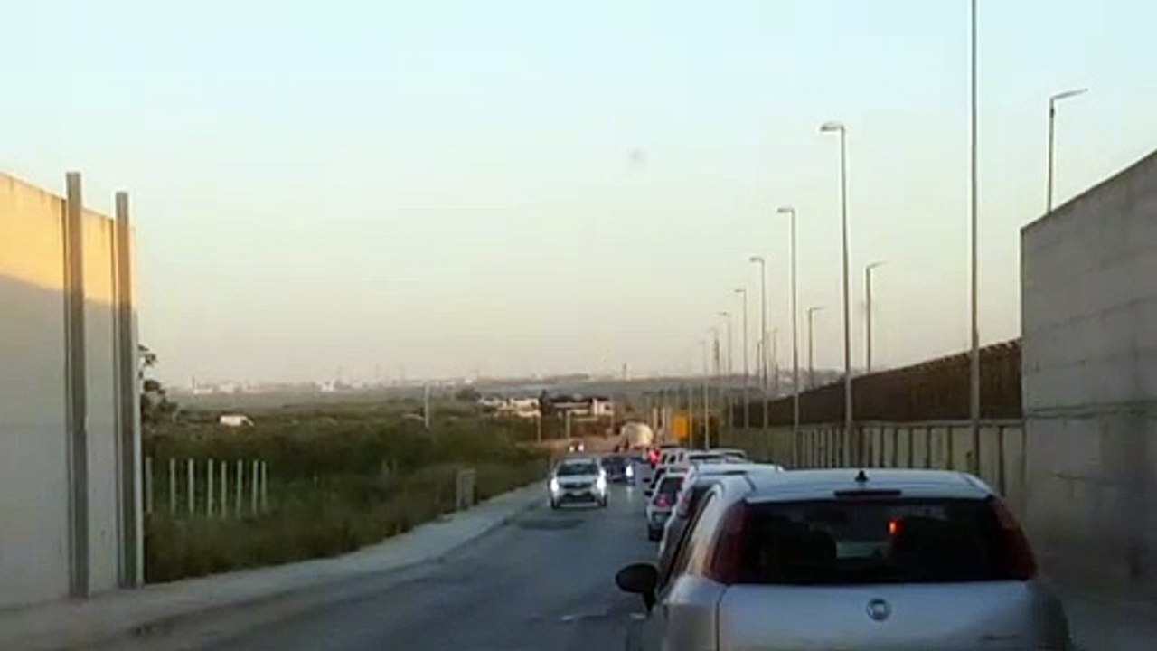 Barletta: disagi per gli automobilisti a causa di rallentamenti sulla Statale 16 - video