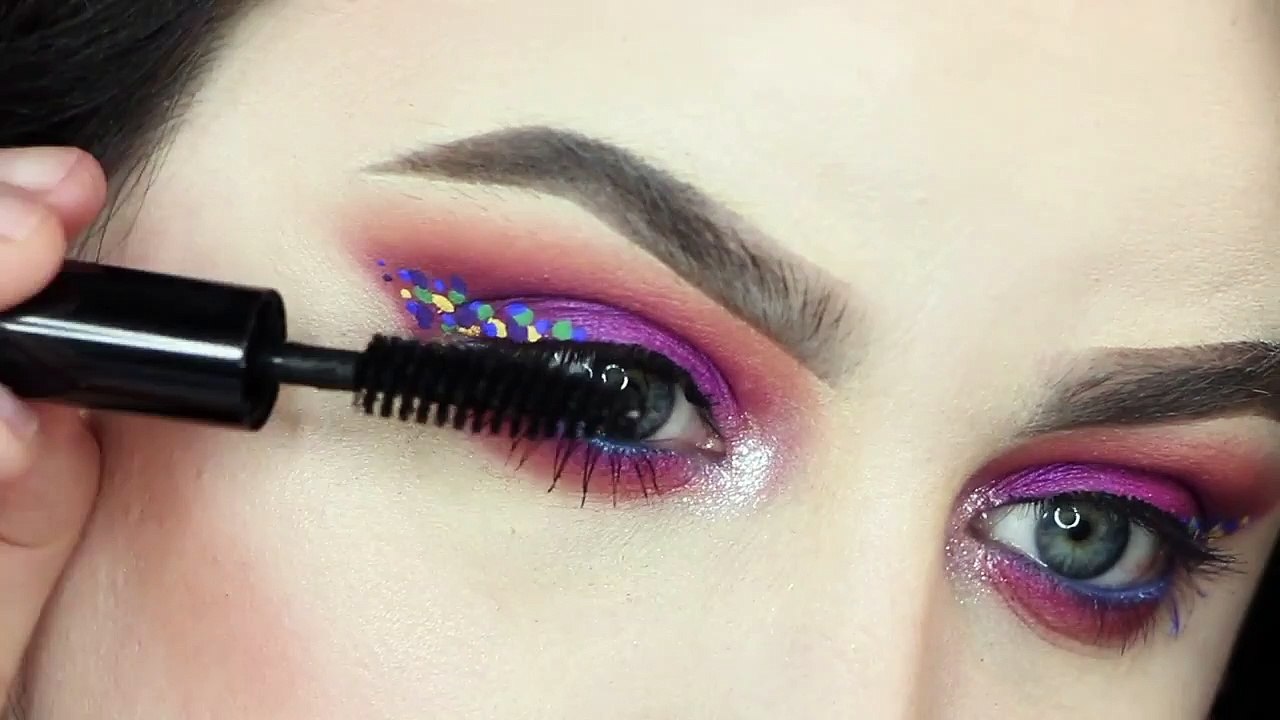 Magnetic Lashes!? False Lash Extensions With No Glue!!