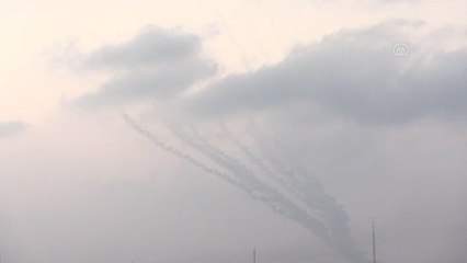 Gazze Şeridi'nden İsrail'in birçok bölgesine roket atıldı