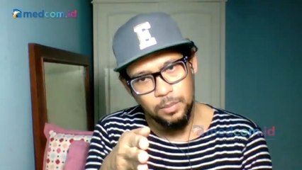 Alasan Emil Keluar dari Naif