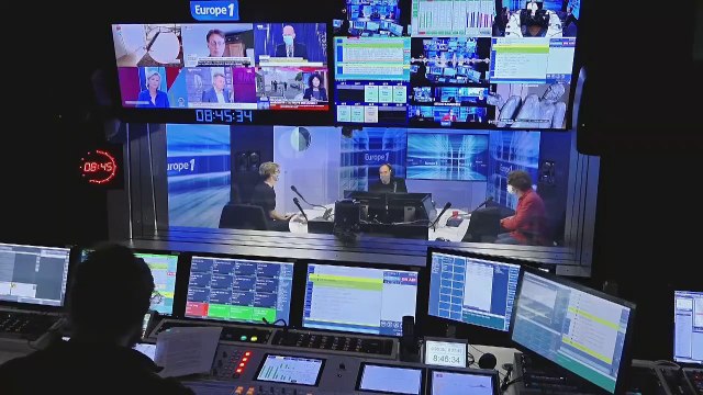 Ségolène Royal sur Mitterrand : Je pense que c'est en partie dû au prénom François toutes ses aventures (Canteloup)