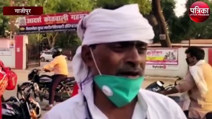 गंगा के किनारे मिले दर्जनों शव, जांच करने पहुंची जिला प्रशासन की टीम