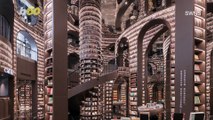 Bookstore in China Equipped With Mirrored Ceilings Gives It an Infinite Illusion!