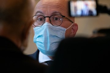 Le député LR Éric Ciotti “soutient et signe” la nouvelle tribune de militaires