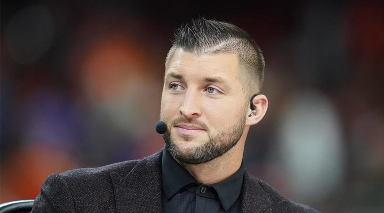 Are People Overreacting to Tim Tebow Joining the Jacksonville Jaguars?