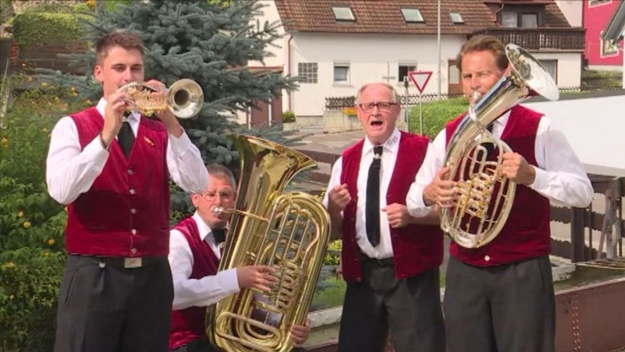 Dorfmerkingen - mit Blasmusik gegen RB Leipzig